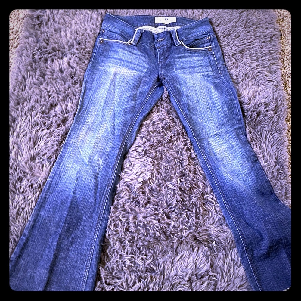 Jolt jeans